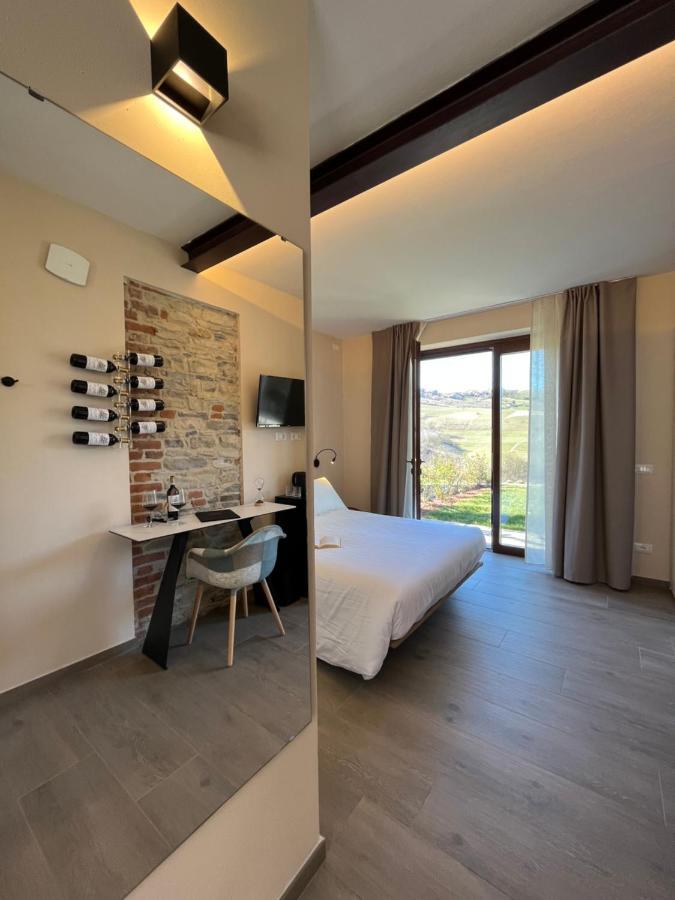 Le Cornici - Cascina Di Charme Hotel Diano dʼAlba Eksteriør billede